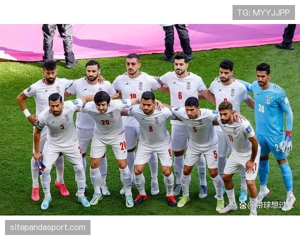 2026世界杯伊朗队阵容预测:阿兹蒙领衔波斯铁骑能否再现亚洲之光 2026世界杯伊朗队阵容预测:阿兹蒙领衔波斯铁骑能否再现亚洲之光